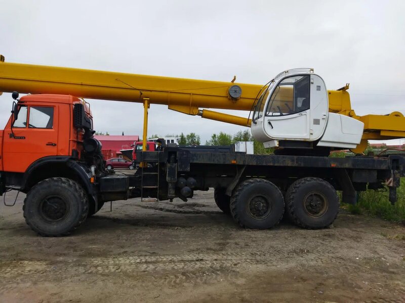 ИМЗ Автокран КС-45717К на шасси КамАЗ 43118 6x6 Автокран — фото 3