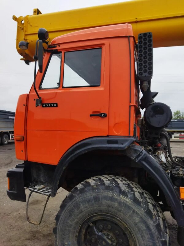 ИМЗ Автокран КС-45717К на шасси КамАЗ 43118 6x6 Автокран — фото 5