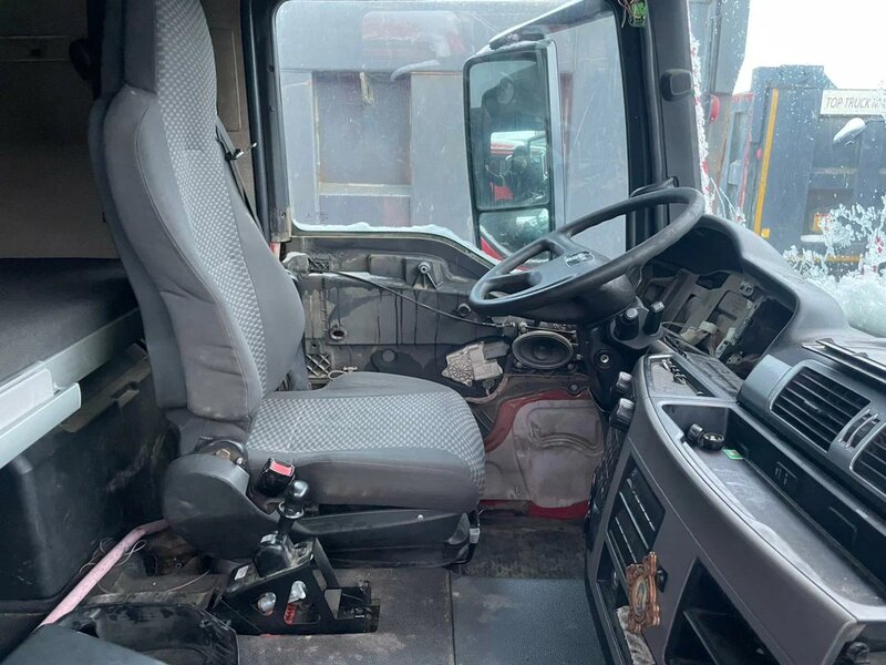 ПКФ "РЕМЭКС" RS 4583-0000040 на шасси MAN TGS 8x8 Самосвал — фото 4