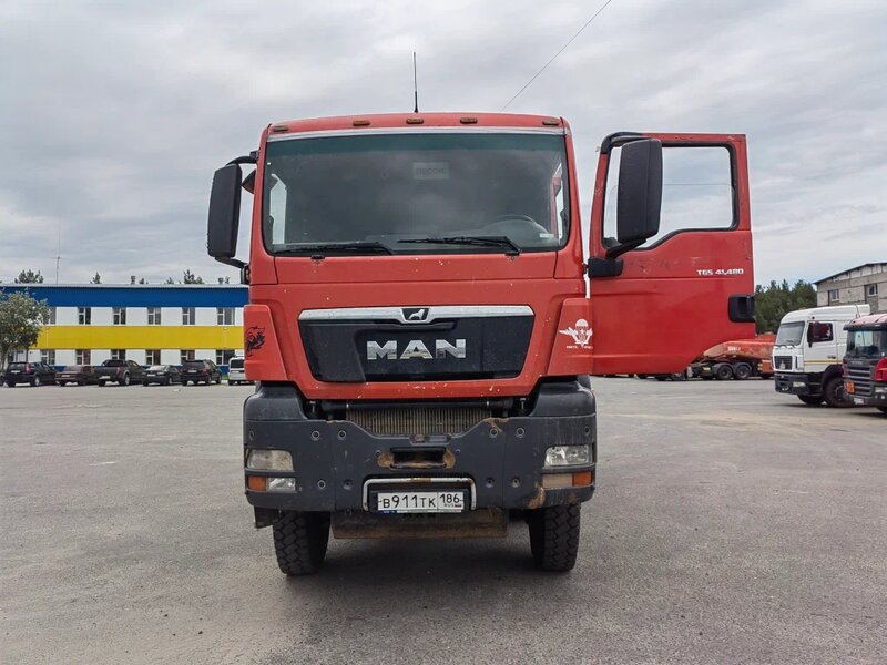 Бецема БЦМ-59 на шасси MAN TGS 8x8 Самосвал — фото 1
