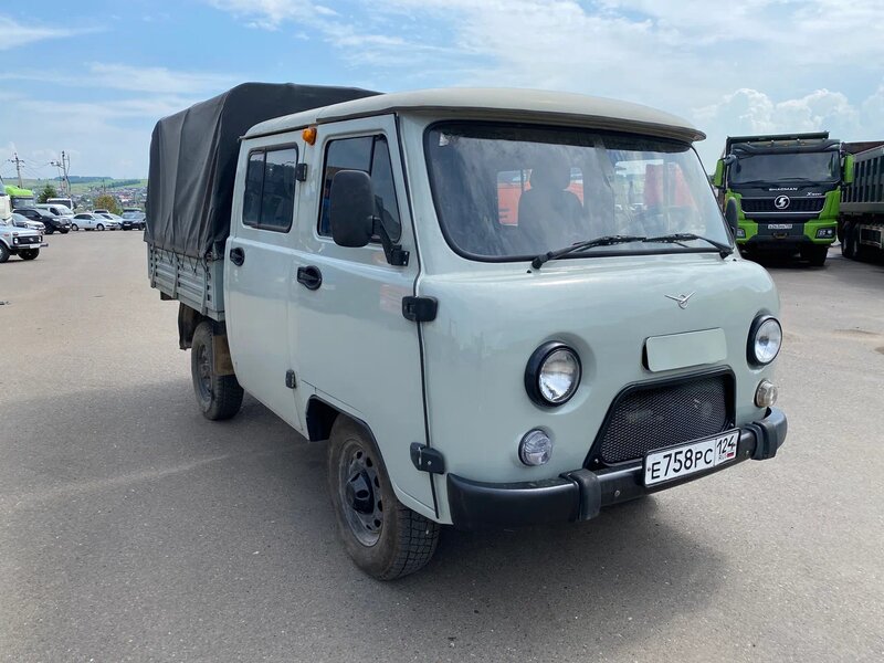 UAZ 3909 Грузопассажирский — фото 3