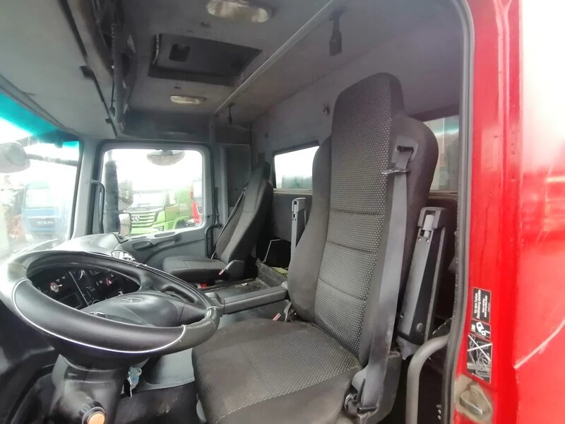 Mercedes-Benz ACTROS 8x4 Самосвал — фото 4