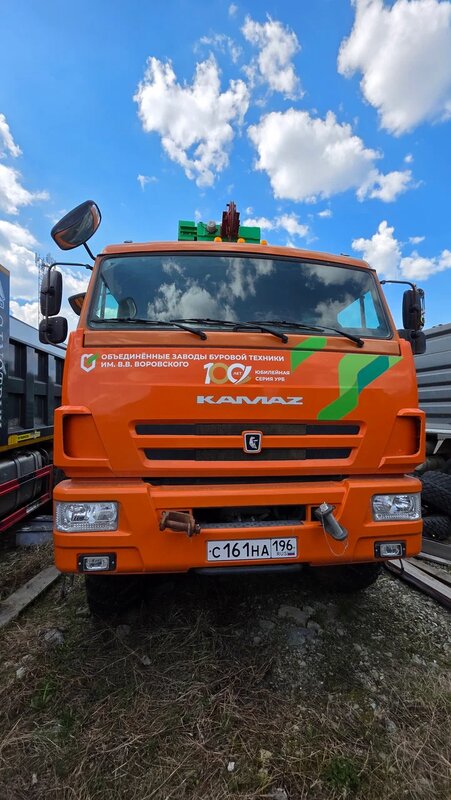 Завод буровых технологий 5071 на шасси КамАЗ 43118 6x6 Буровая установка — фото 1