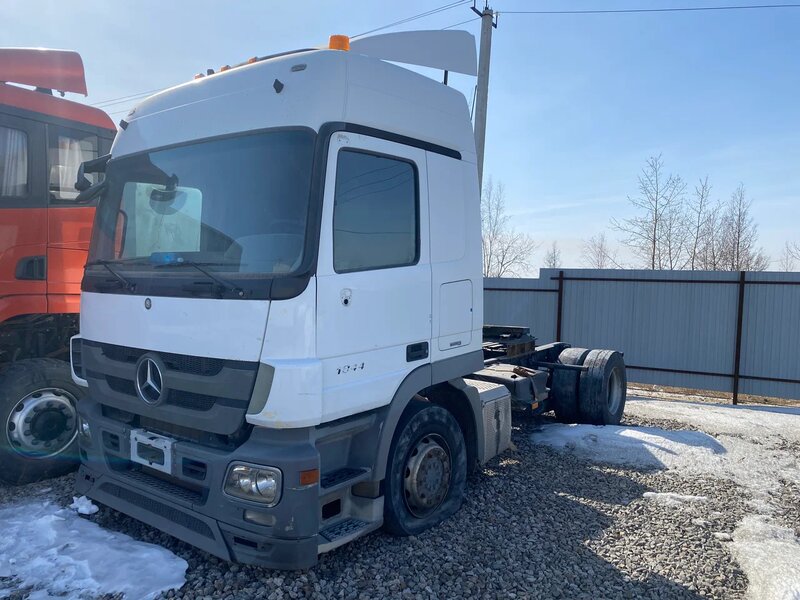 Mercedes-Benz ACTROS 4x2 Седельный тягач — фото 2