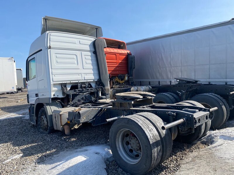 Mercedes-Benz ACTROS 4x2 Седельный тягач — фото 4