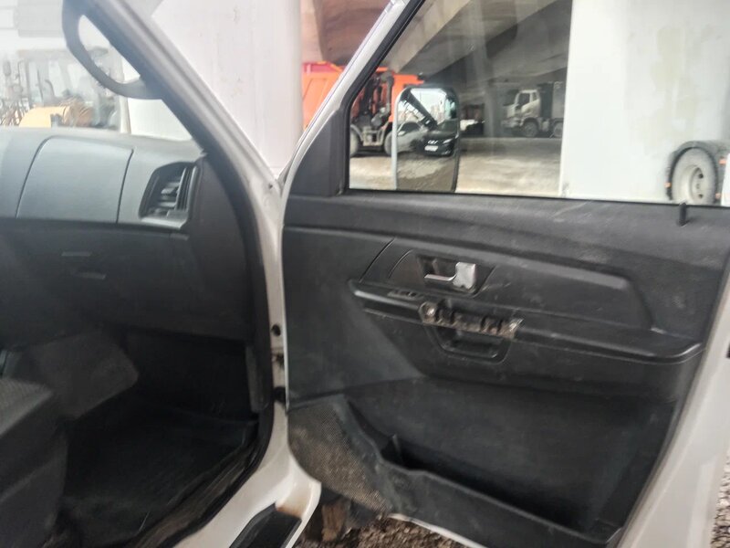 Центртранстехмаш МАВР-381820 на шасси UAZ Profi Аварийно-техническая служба — фото 10