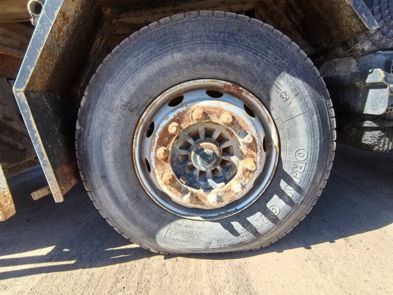 Shacman (Shaanxi) SX 8x4 Самосвал — фото 11