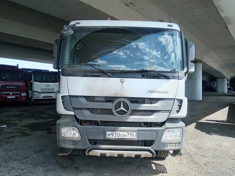 Mercedes-Benz Actros 6x4 Седельный тягач — фото 1