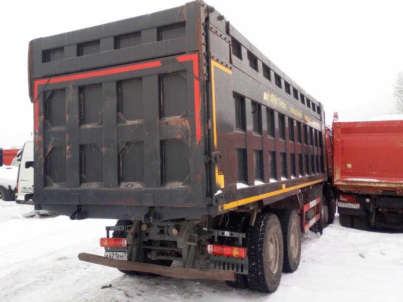Howo ZZ 8x4 Самосвал — фото 7
