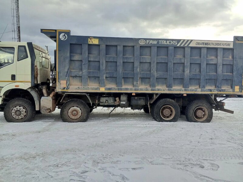 FAW CA 3310 8x4 Самосвал — фото 4