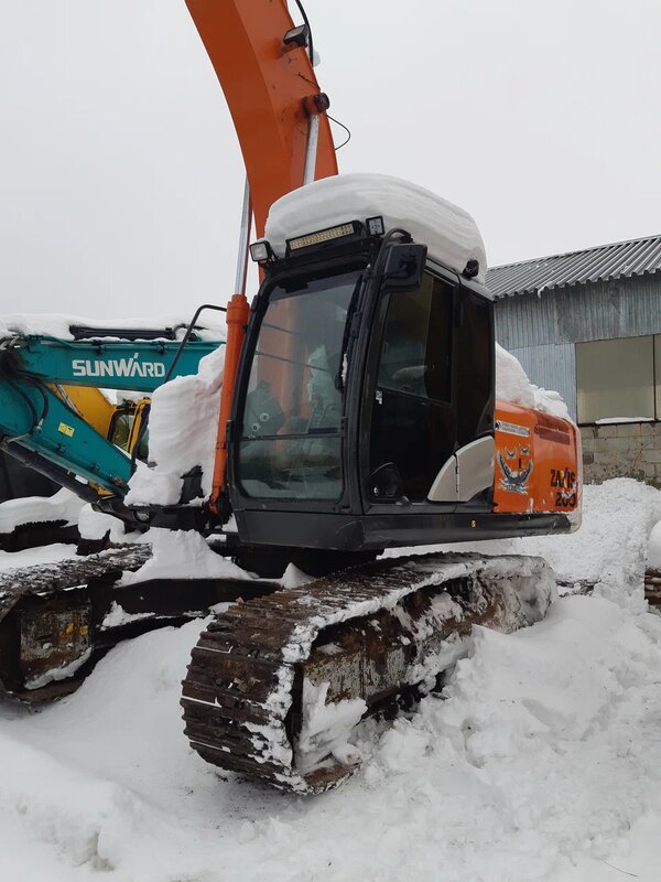 HITACHI ZX200 Экскаватор — фото 4