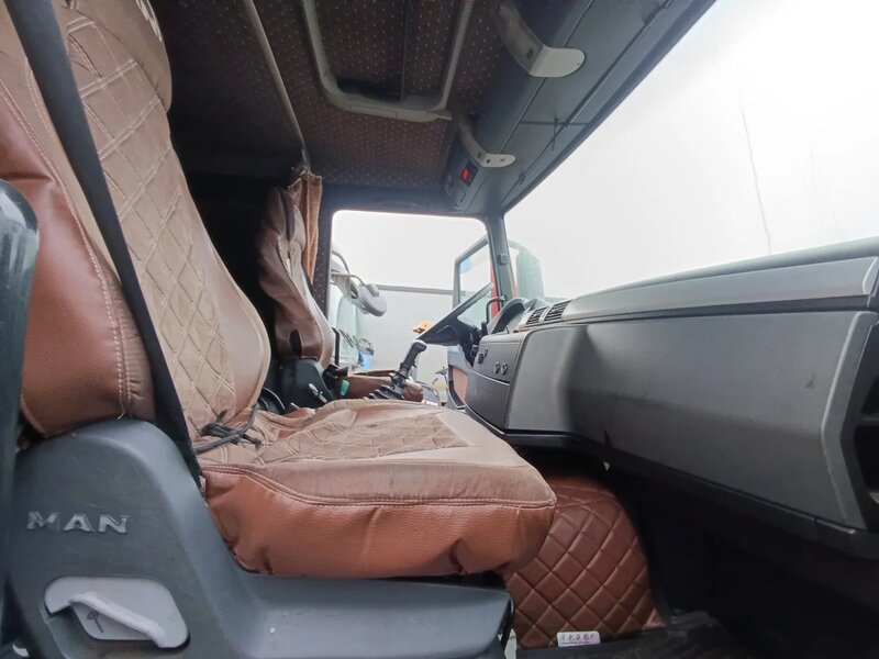 MAN TGS 6x4 Седельный тягач — фото 11