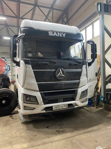 SANY D 4x2 Седельный тягач