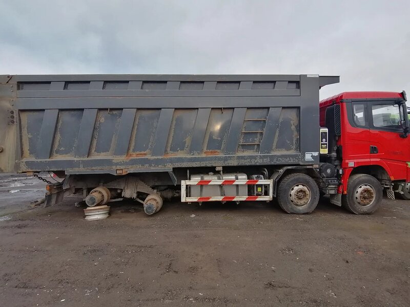Shacman (Shaanxi) SX 8x4 Самосвал — фото 4