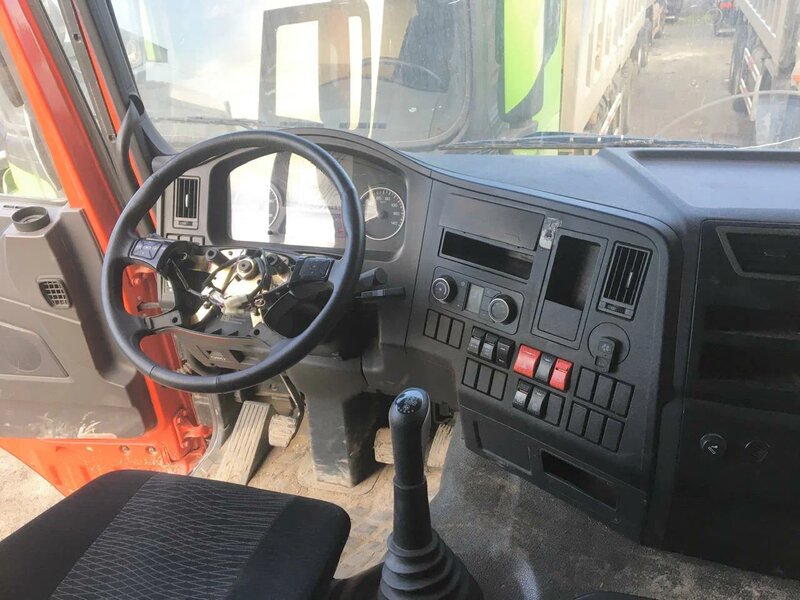 Shacman (Shaanxi) SX 8x4 Самосвал — фото 9