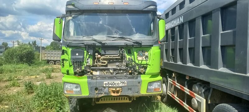 Shacman (Shaanxi) SX 8x4 Самосвал — фото 1