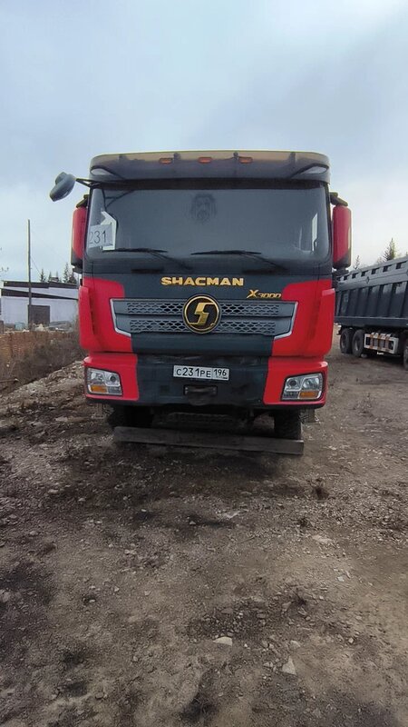 Shacman (Shaanxi) SX 8x4 Самосвал — фото 1
