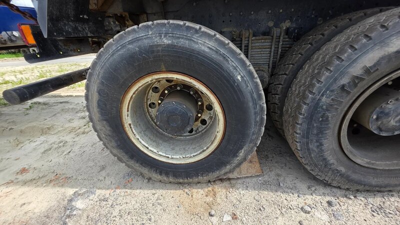 Shacman (Shaanxi) SX 6x6 Самосвал — фото 14