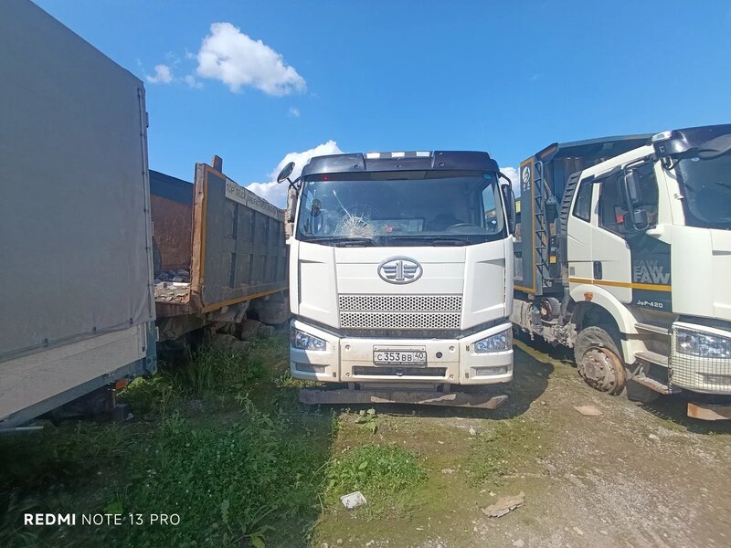 FAW J6 6x6 Самосвал — фото 1