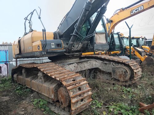John Deere E400 Экскаватор