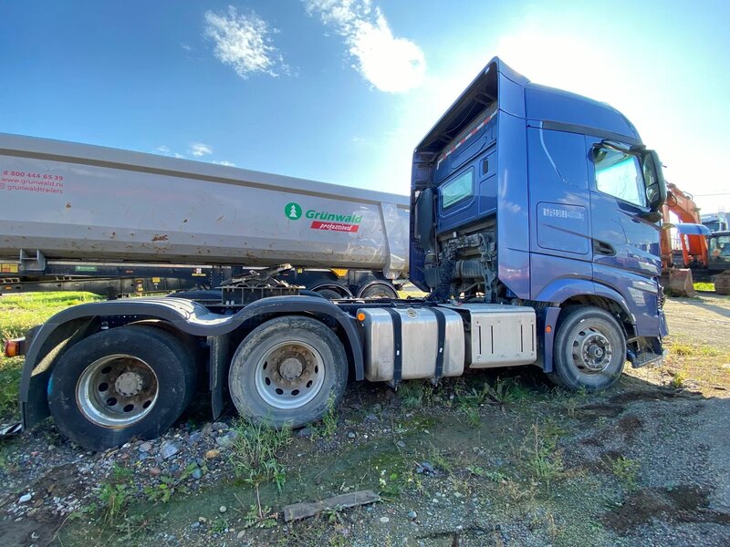 BEIJING BJ 6x4 Седельный тягач — фото 3
