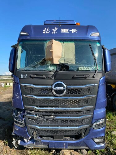 BEIJING BJ 6x4 Седельный тягач