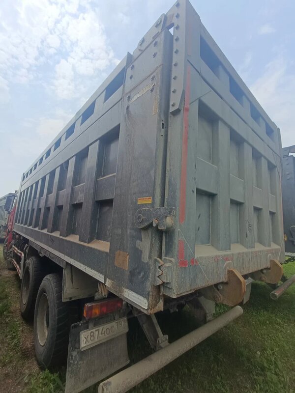 Shacman (Shaanxi) SX 8x4 Самосвал — фото 1