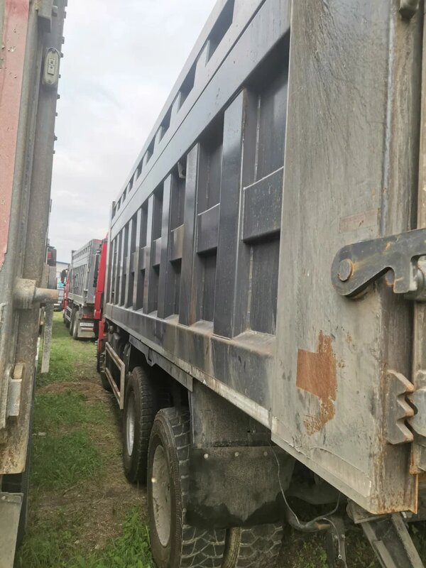 Shacman (Shaanxi) SX 8x4 Самосвал — фото 6