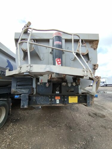 Grunwald 9453 Полуприцеп самосвальный
