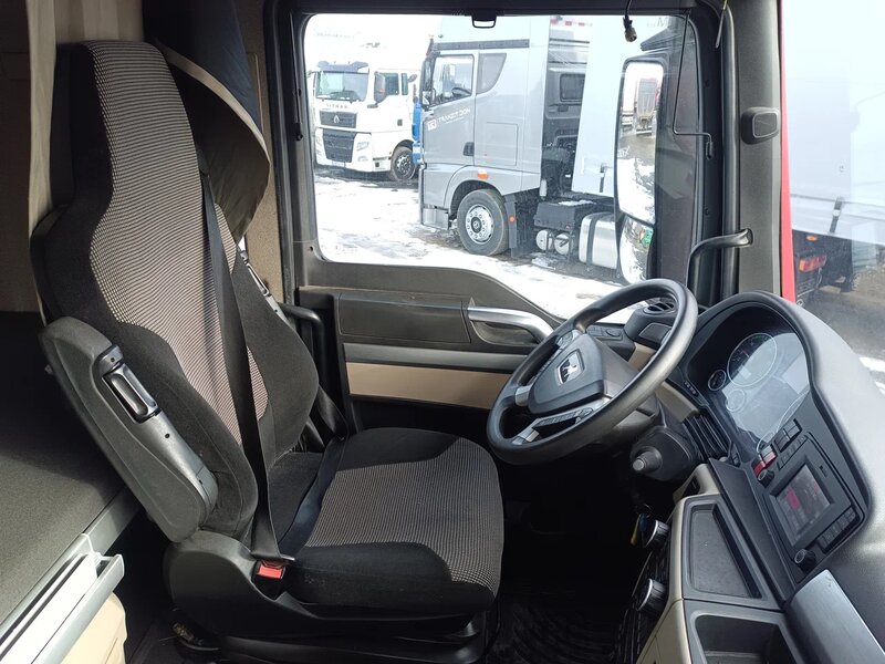 MAN TGX 4x2 Седельный тягач — фото 10