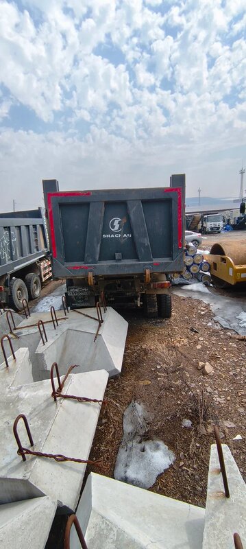 Shacman (Shaanxi) SX 6x6 Самосвал — фото 7