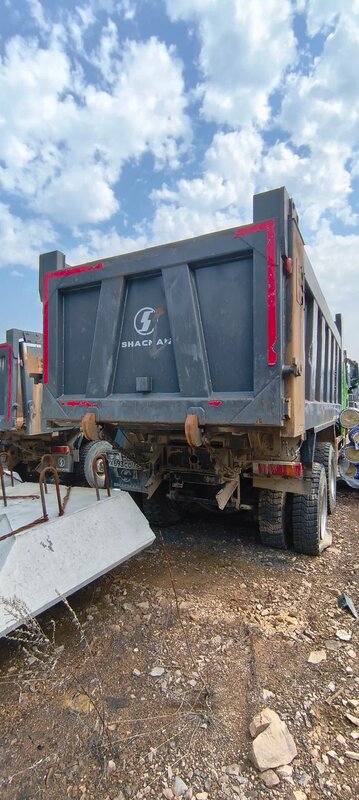 Shacman (Shaanxi) SX 6x6 Самосвал — фото 8