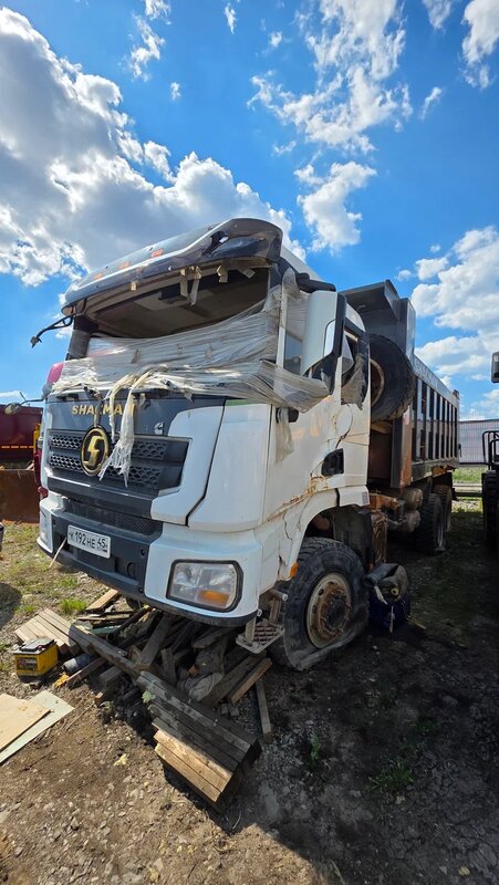 Shacman (Shaanxi) SX 6x6 Самосвал — фото 3