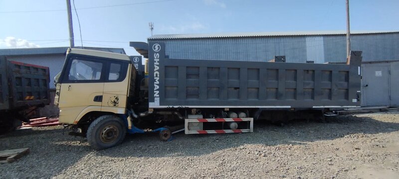 Shacman (Shaanxi) SX 8x4 Самосвал — фото 3