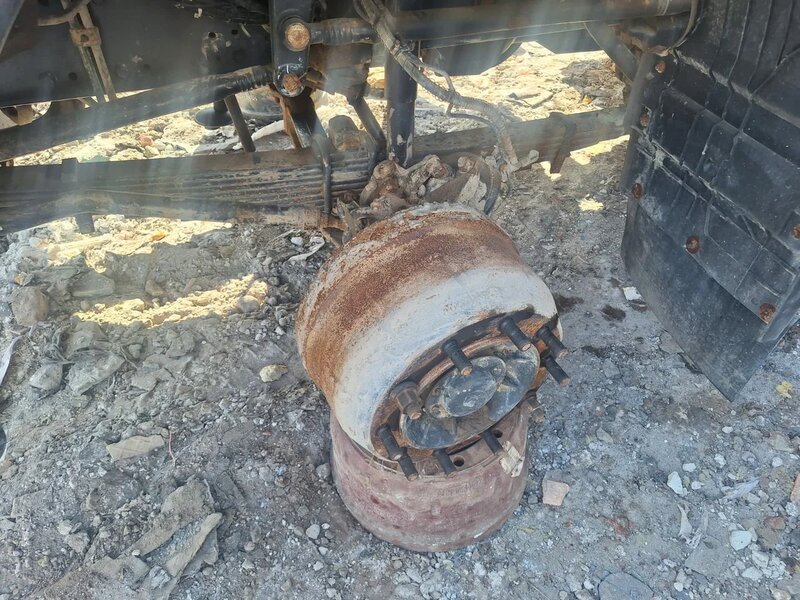 HONGYAN 908 8x4 Самосвал — фото 10