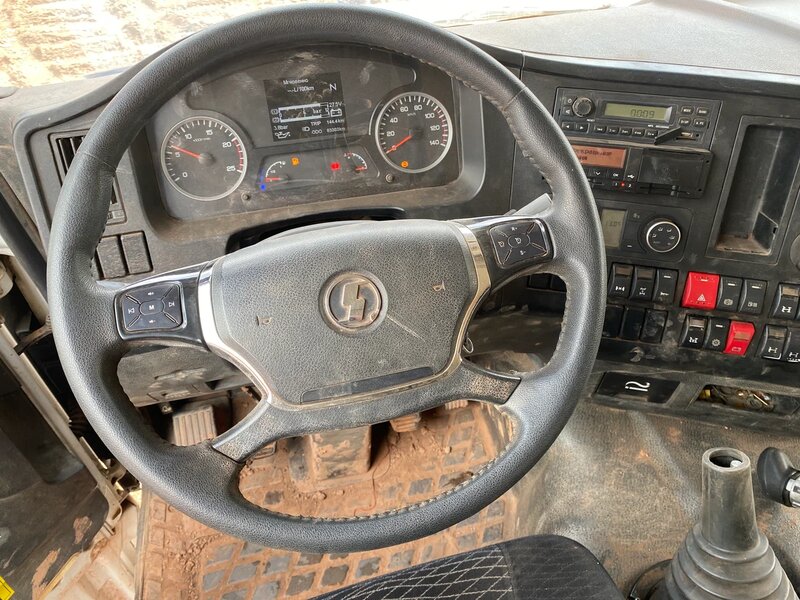 Shacman (Shaanxi) SX 6x6 Самосвал — фото 2