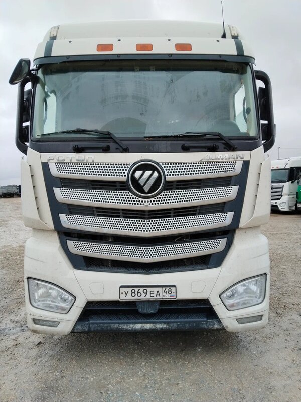 Foton AUMAN 4x2 Седельный тягач — фото 1