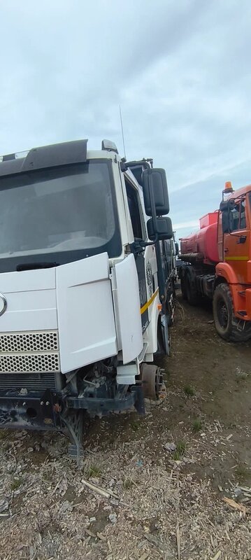 FAW J6 8x4 Самосвал — фото 3