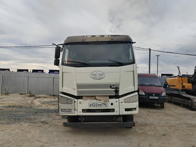 FAW CA 3310 8x4 Самосвал — фото 3