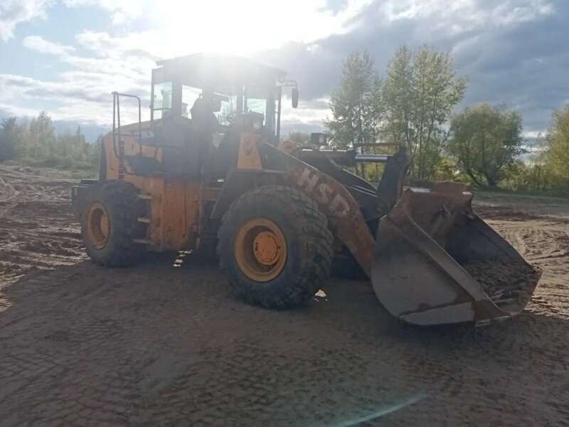 Hyundai SHANDONG SL763 Фронтальный погрузчик — фото 11