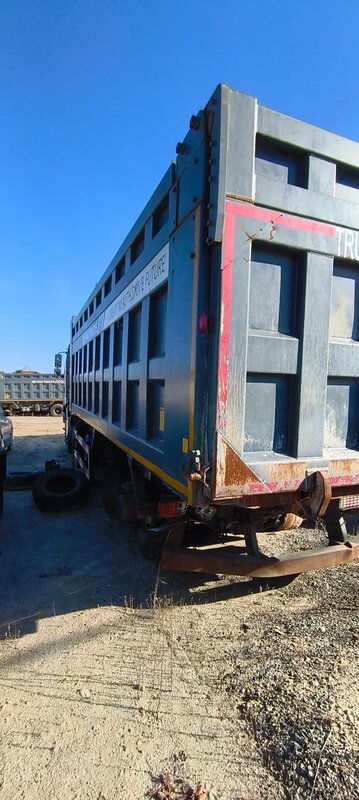 FAW CA 3310 8x4 Самосвал — фото 5