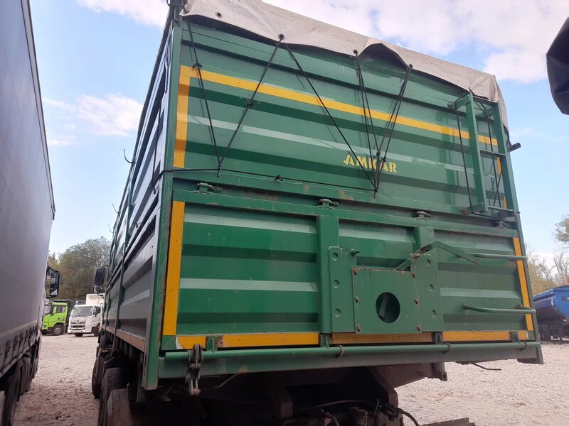 Автомастер 5589 на шасси FAW CA 3250 6x4 Зерновоз — фото 5
