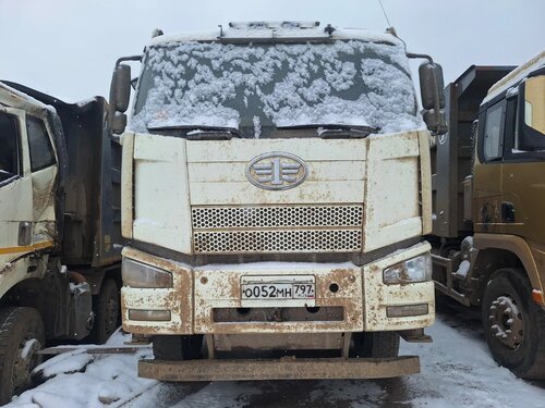 Автомастер 6589 на шасси FAW CA 3310 8x4 Самосвал