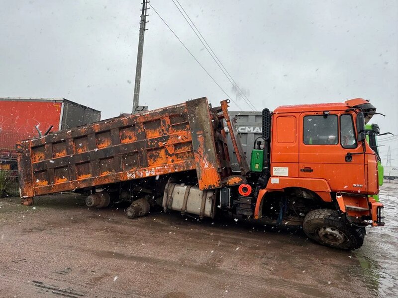 Shacman (Shaanxi) SX 6x4 Самосвал — фото 3
