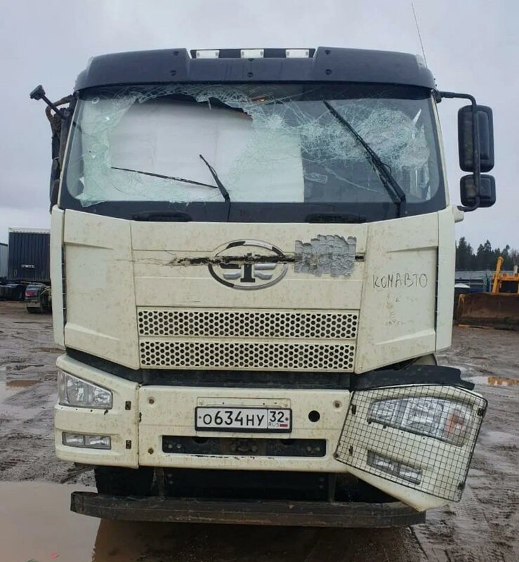 FAW J6 8x4 Самосвал — фото 1