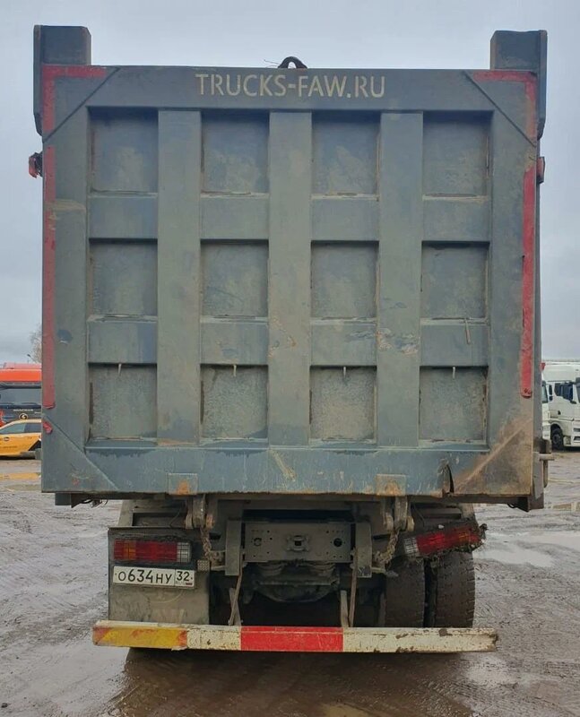 FAW J6 8x4 Самосвал — фото 4