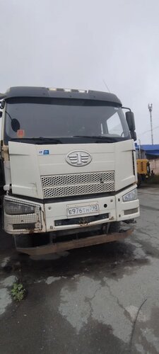 FAW J6 8x4 Самосвал