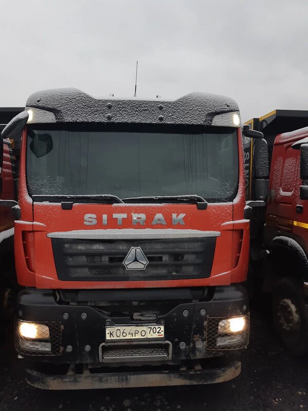 SITRAK C7H 8x4 Самосвал — фото 1