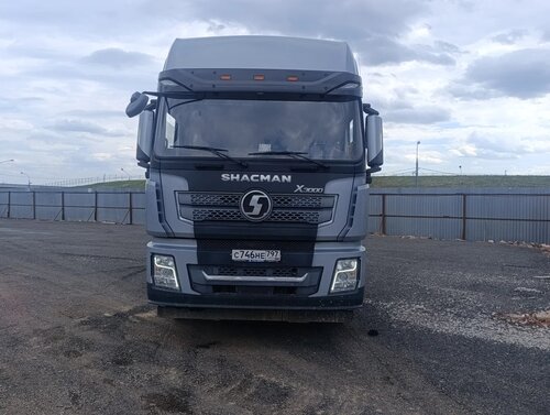 Shacman (Shaanxi) SX 6x4 Седельный тягач