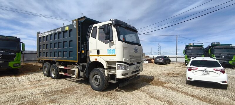 FAW J6 6x4 Самосвал — фото 5